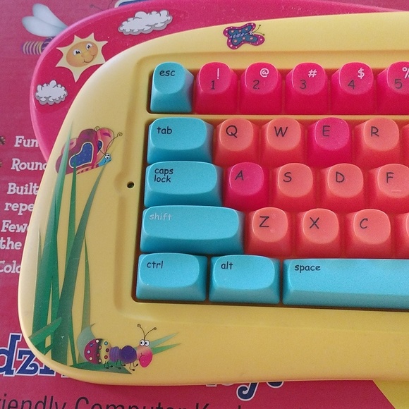 KidzMouse Keys Kid Friendly Computer Keyboard - Picture 3 of 14
